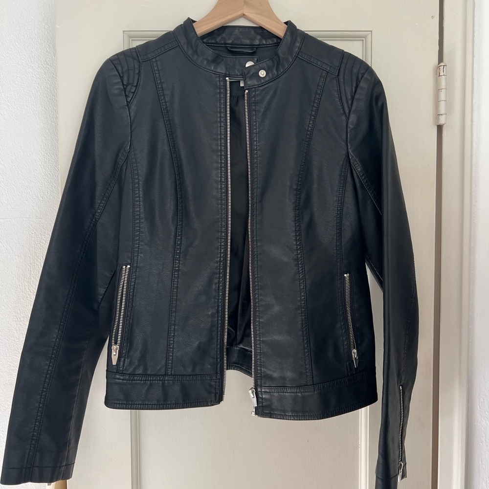 Vila Clothes Pleather jacket - size S - black